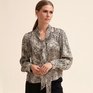 JOIE | Animal Print Tie Neck Gold Metallic Detail‎ Blouse Top Sz. Medium